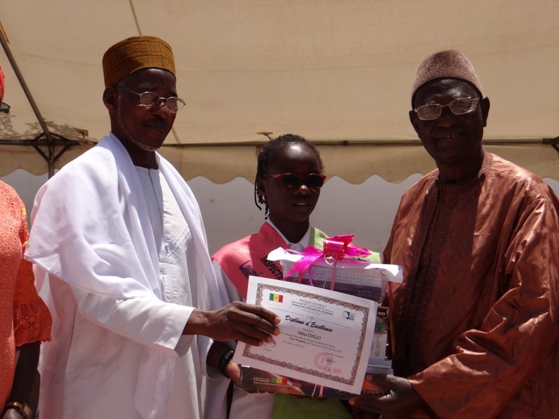 REMISE DE PRIX AUX LAUREATS